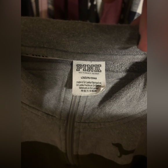 VS PINK QUARTER ZIP - Picture 2 of 3